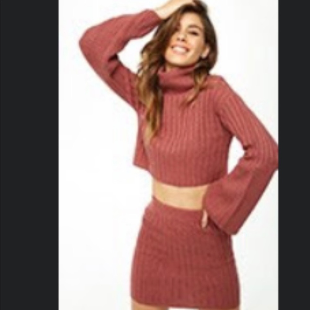 FOREVER 21 two piece skirt set